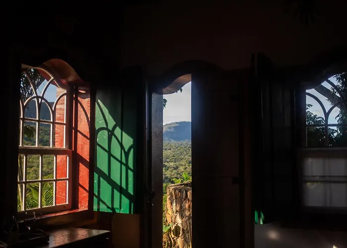 Almaserra Vila